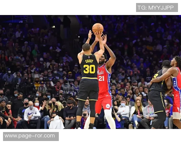 布劳恩复出状态低迷半场未得分却贡献4篮板2助攻