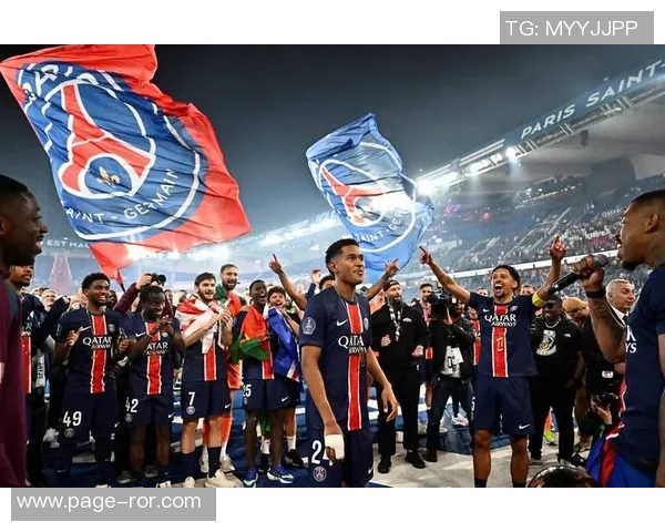 巴黎本轮法甲阵容公布登贝莱领衔新援德罗入选K77因伤缺席