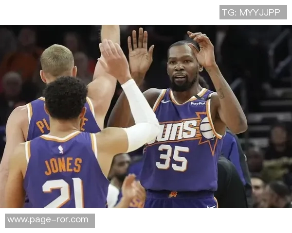 杜兰特被网友质疑不及乔科詹三巨头争议再起引发热议